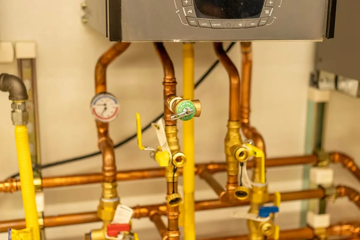 Licensed technician providing Emergency Plumbing for a homeowner in Murray